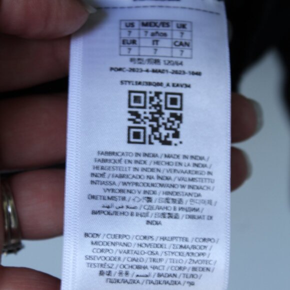 Guess Size 7 Black With Clear Crystal Blingy Sweatshirt - Picture 4 of 4